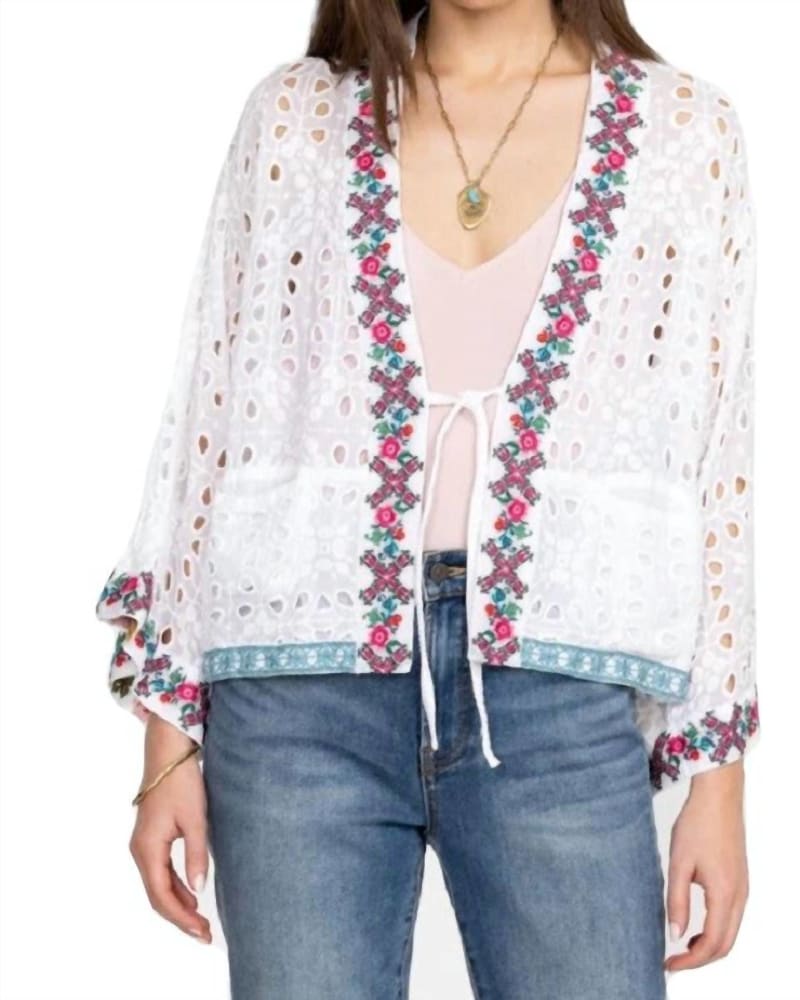 Front of a model wearing a size XL Nera Kimono in White in White by Johnny Was. | dia_product_style_image_id:333879